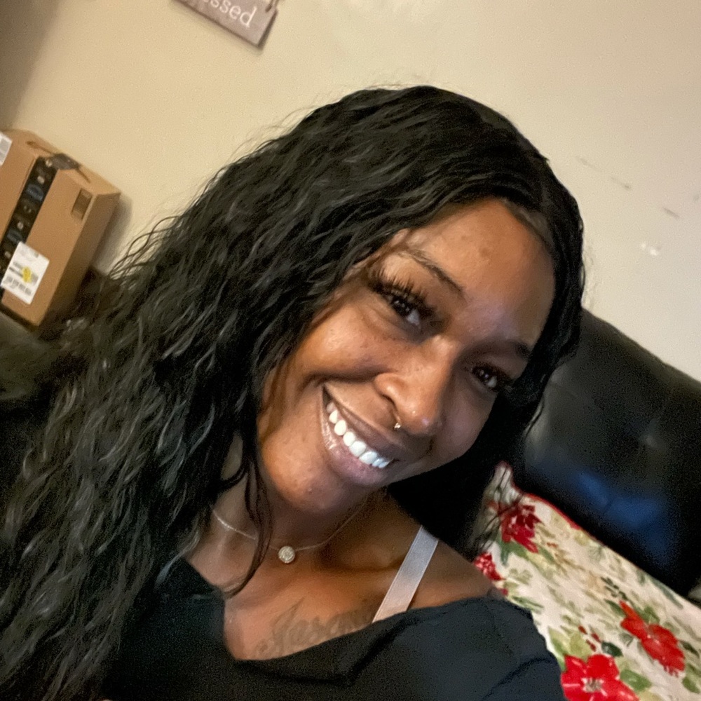 Meet your Posher, Jasemine